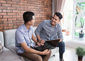 Khảo sát mức hài lòng của nhân viên