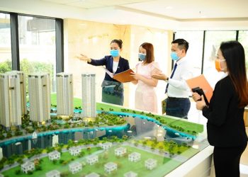 cham-soc-khach-hang-bds-mua-covid-1