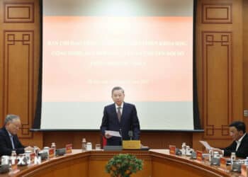 to-lam-chuyen-doi-so-3